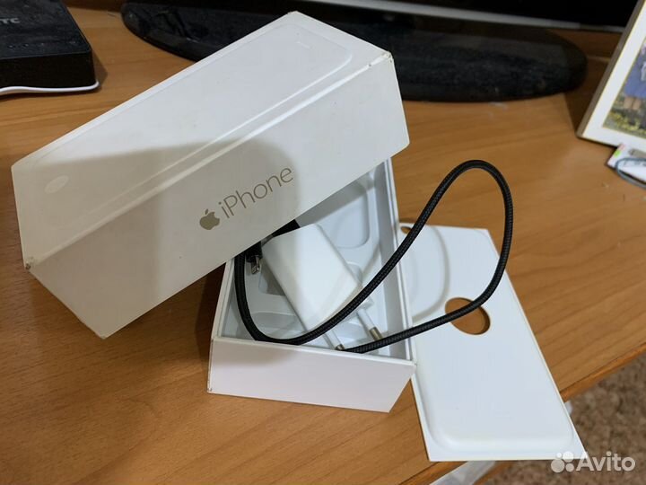 Телефон iPhone 6