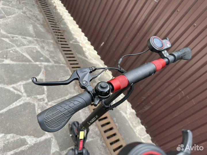 Самокат взрослый kugoo X1