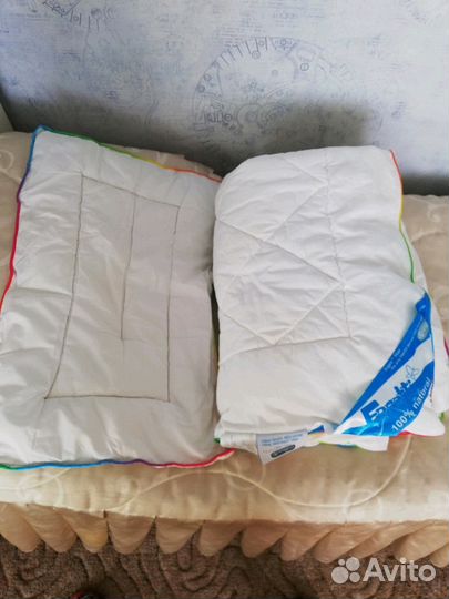 Продам полный комплект постельного детского белья