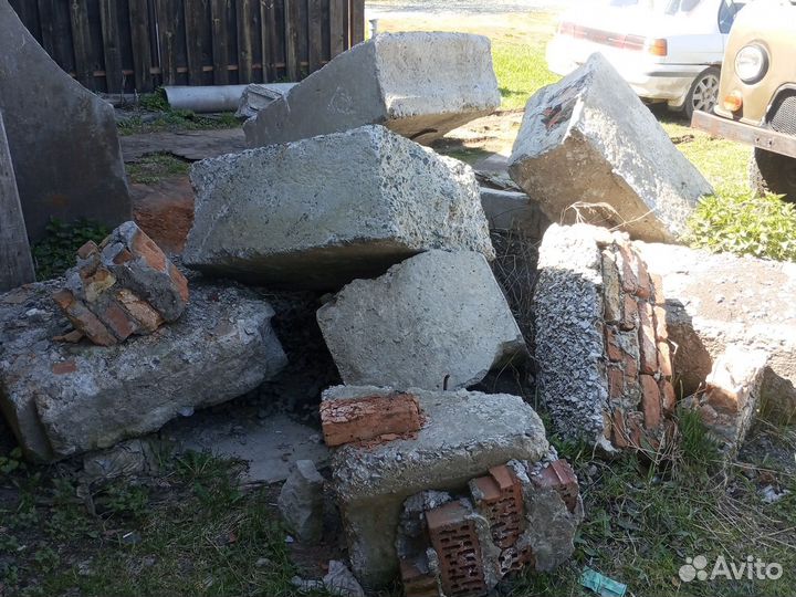 Бетонные блоки бу