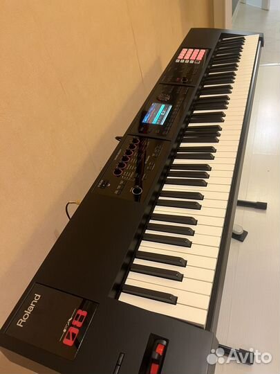Синтезатор Roland FA 08