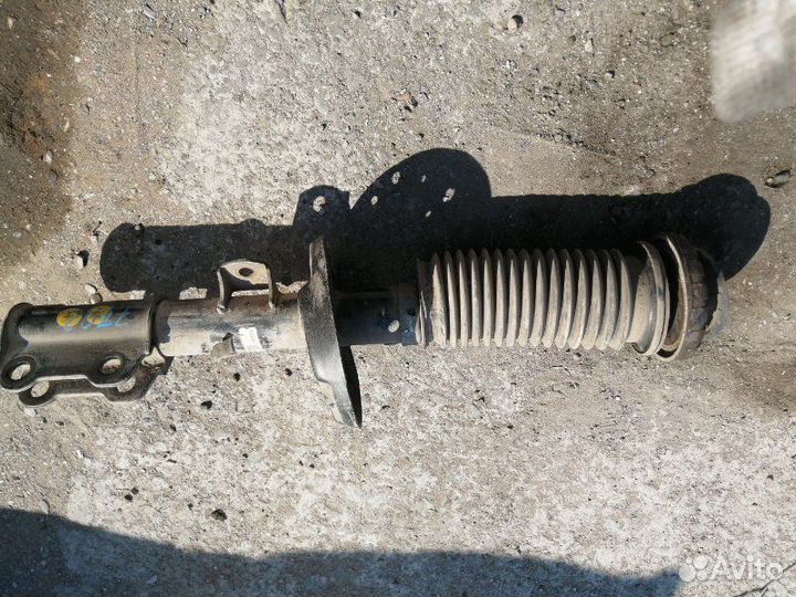 Амортизатор передний передний правый Chevrolet