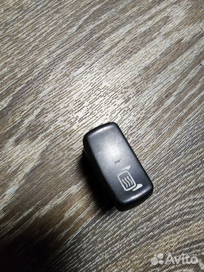 Кнопка обогрева зеркал scania 5 seria