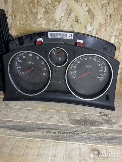 Панель приборов opel astra h