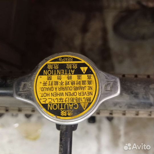 Радиатор охлаждения Тойота