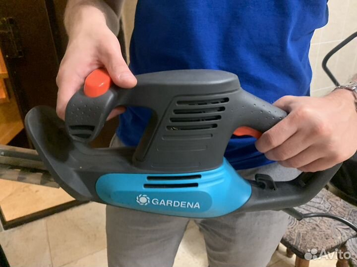 Кусторез элекстрический, секатор