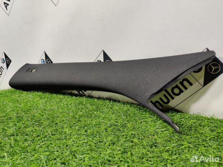 Обшивка стойки передняя левая Mercedes-Benz