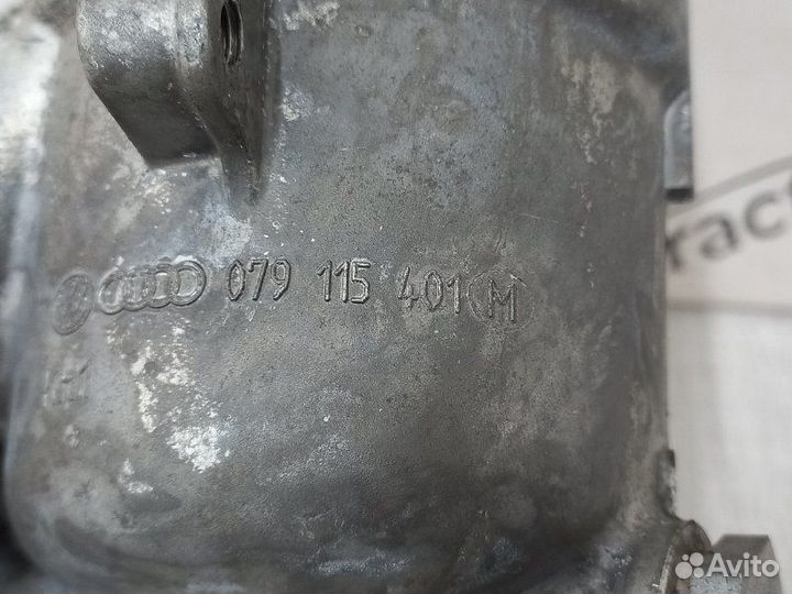 Корпус масляного фильтра Audi Q7 4.2 2007