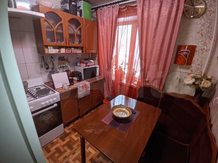 Доля в 2-к. квартире, 44,5 м², 4/9 эт.