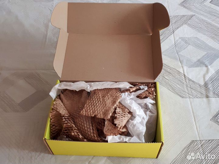 Коробка подарочная картонная складная