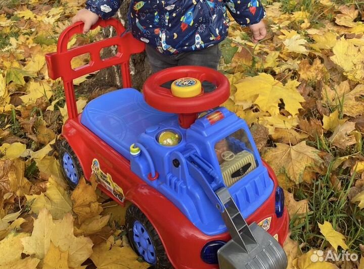 Машинка-каталка