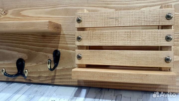 Ключница настенная из дерева