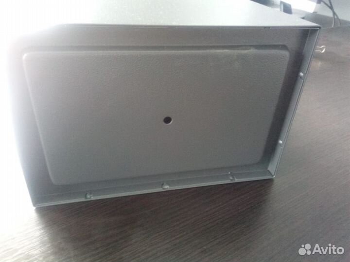 Сейф для денег, документов, пистолета