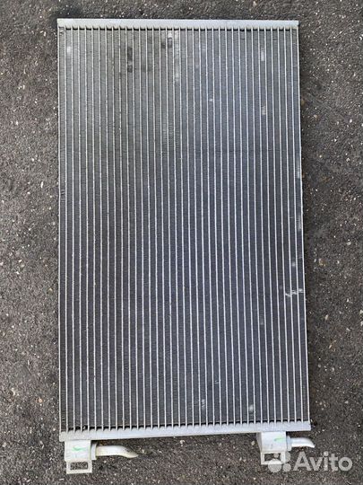 Радиатор кондиционера Renault Kangoo KW0D 82004557