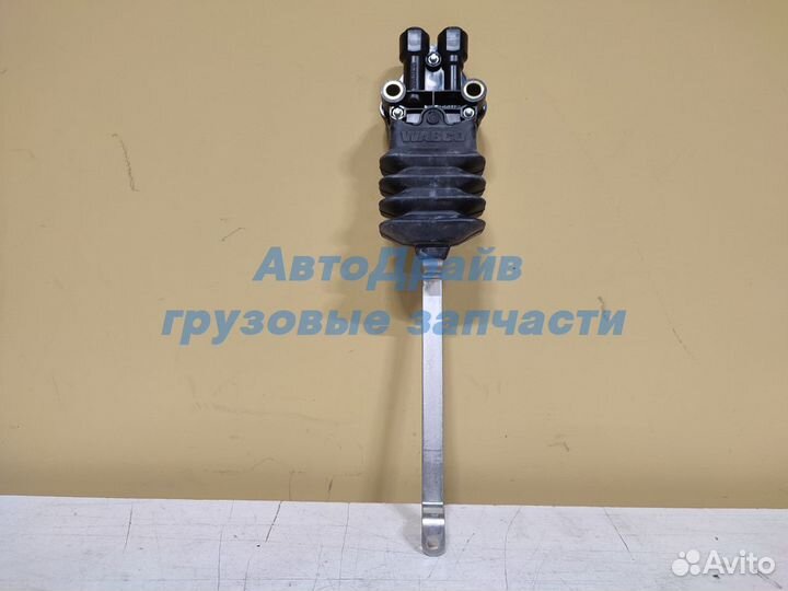 Кран уровня пола Renault Premium Kerax левый