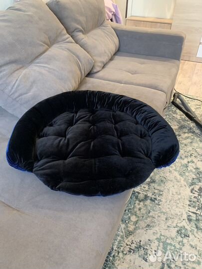 Лежанка для кошек новая