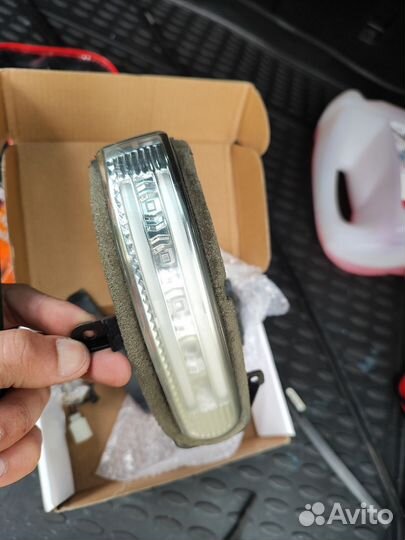 Повторители поворота на зеркала