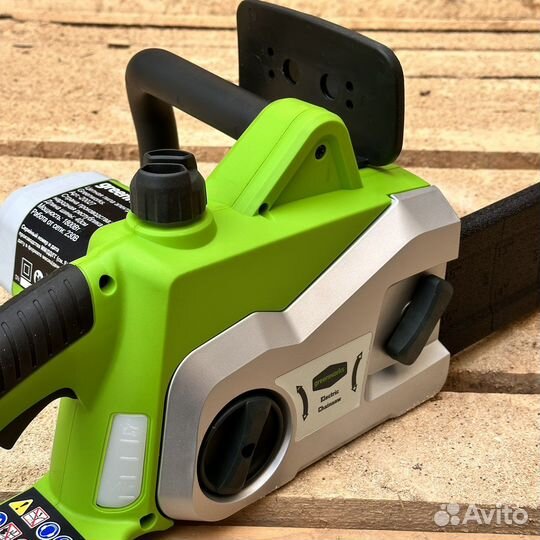 Электрическая цепная пила Greenworks GCS1840