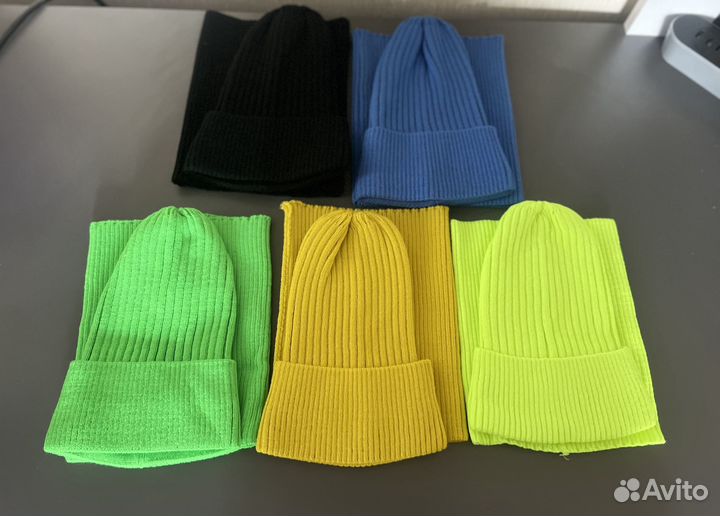 Шапка для мальчика (комплект ) новый