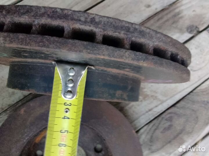 Диск тормозной передний Toyota43512-28110