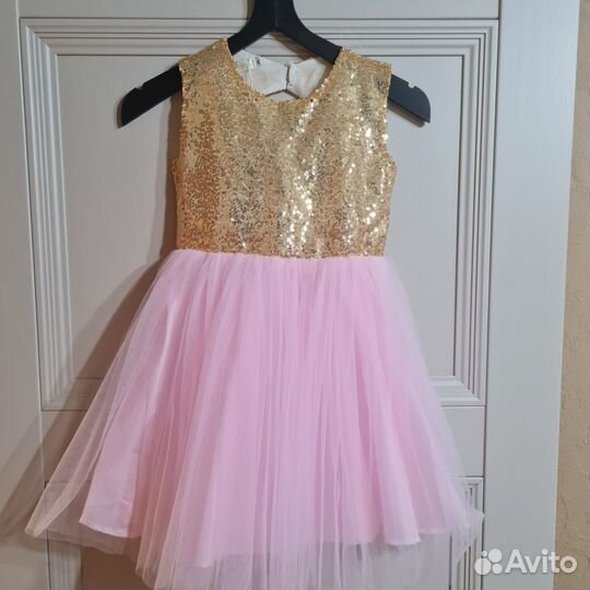 Новое праздничное платье