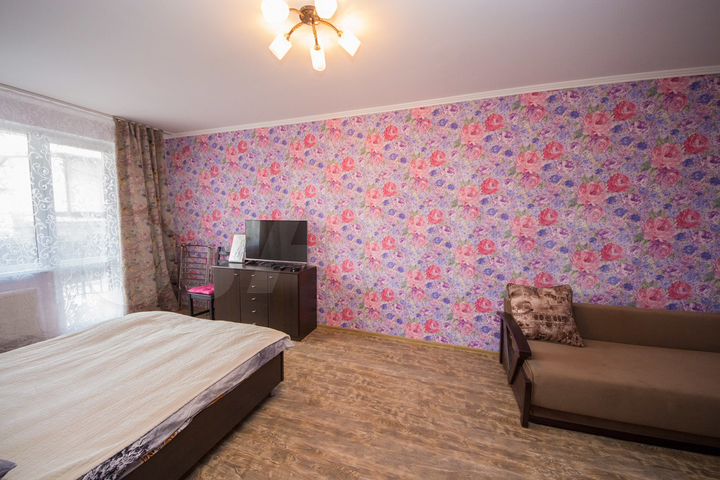 Комната 60 м² в 2-к., 1/11 эт.