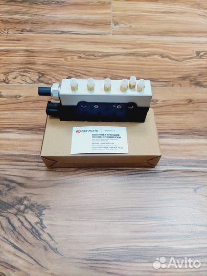 Блок клапанов Mercedes-Benz S-class W220