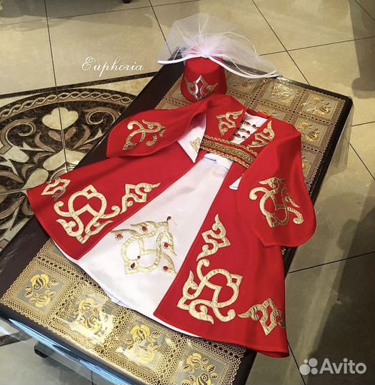 Костюм детский на выписку