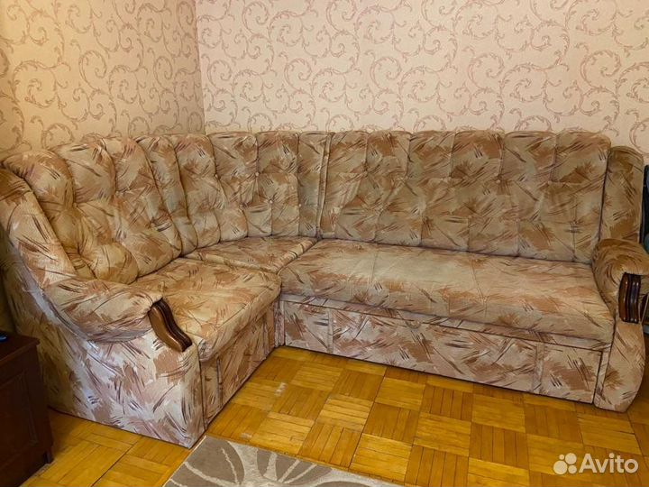 Угловой диван бу