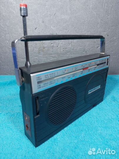 Радиоприемники Домбай и Россия