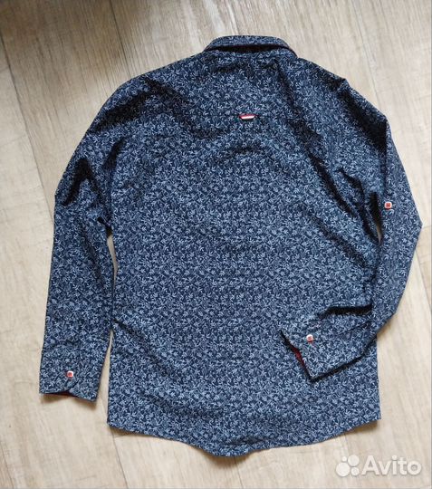 Рубашки на мальчика 122-128