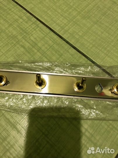 Вешалка с 6 крючками