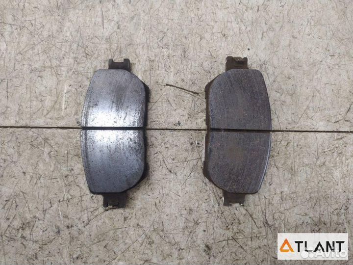 Тормозные колодки передний toyota mark X