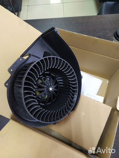 Мотор отопителя VW Polo Sedan 10