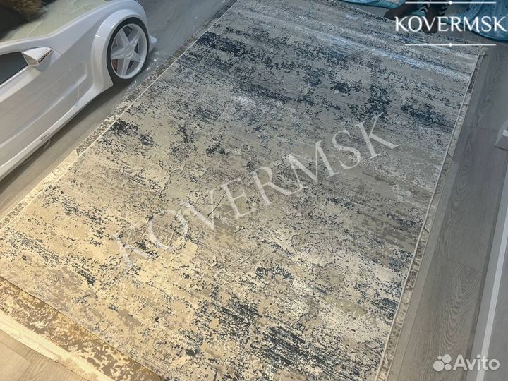 Ковер новый