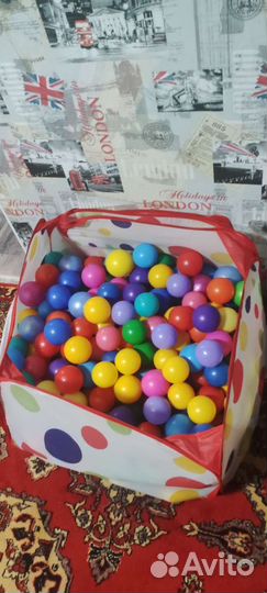 Бассейн с шариками