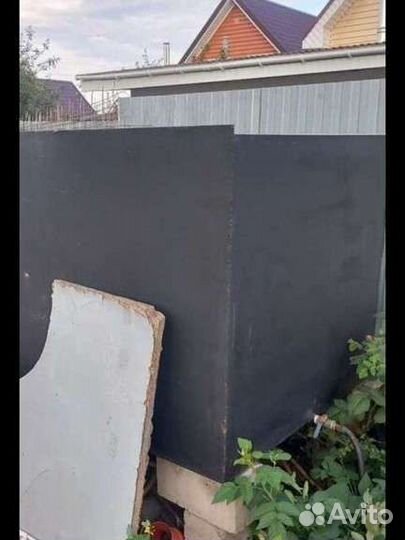 Емкость для воды, металлическая бочка, бак на дачу