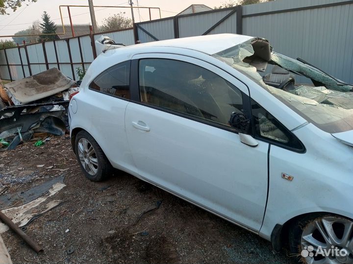 В разборе Opel Corsa 2008.1.2