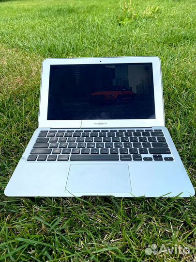 Apple MacBook Air 11