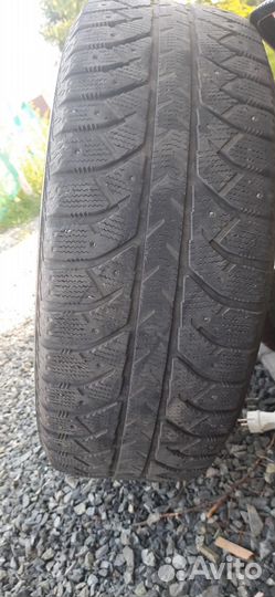 Bridgestone Ice Cruiser 7000 65/26 R17
