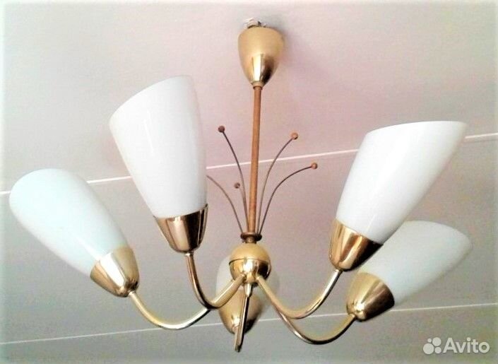 Люстра пятирожковая винтажная. Латунь. ГДР. 60 г