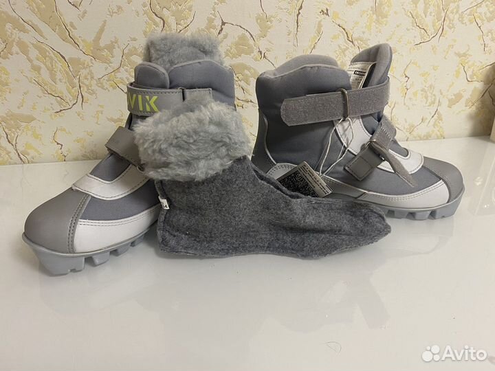 Новые Лыжные ботинки детские nnn размеры 28-43