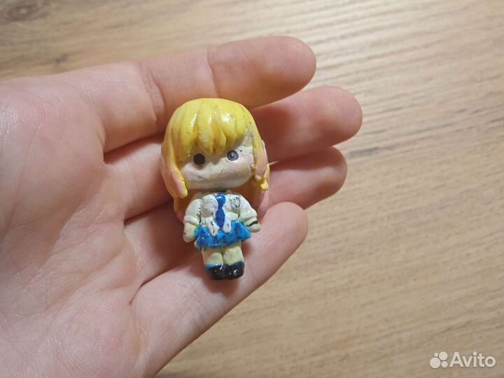 Мини фигурки, брелки