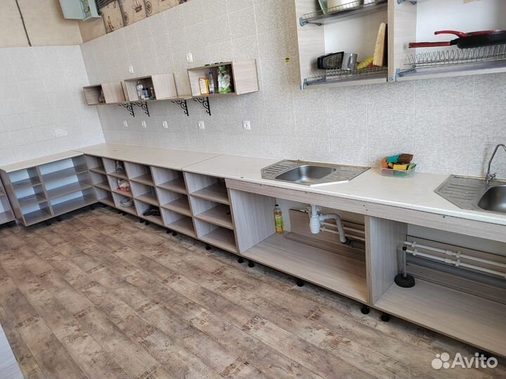 Продам кухонные гарнитуры для общежития или хостел