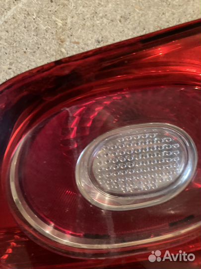 Фара задняя в крышку багажника Фольцваген Тигуан