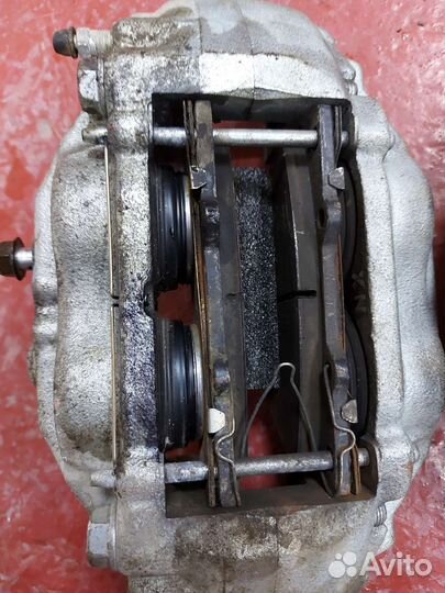 Продам суппорты для ленд крузер 200