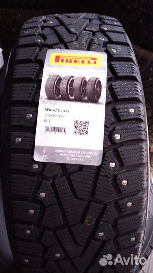 Pirelli Ice Zero 215/55 R17 98T