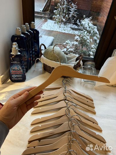 Вешалки плечики IKEA детские деревянные