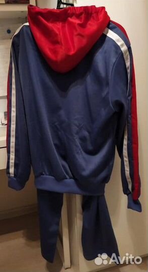 Спортивный костюм (новый)