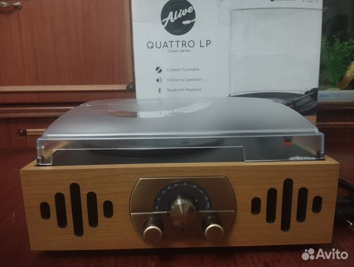 Виниловый проигрыватель alive